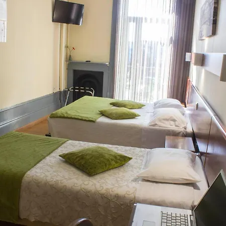 Estoril * Порту